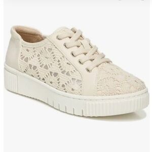 SOUL Naturalizer Topaz Shoes Women's  Natural Tan Crochet Platform Sneakers 7.5